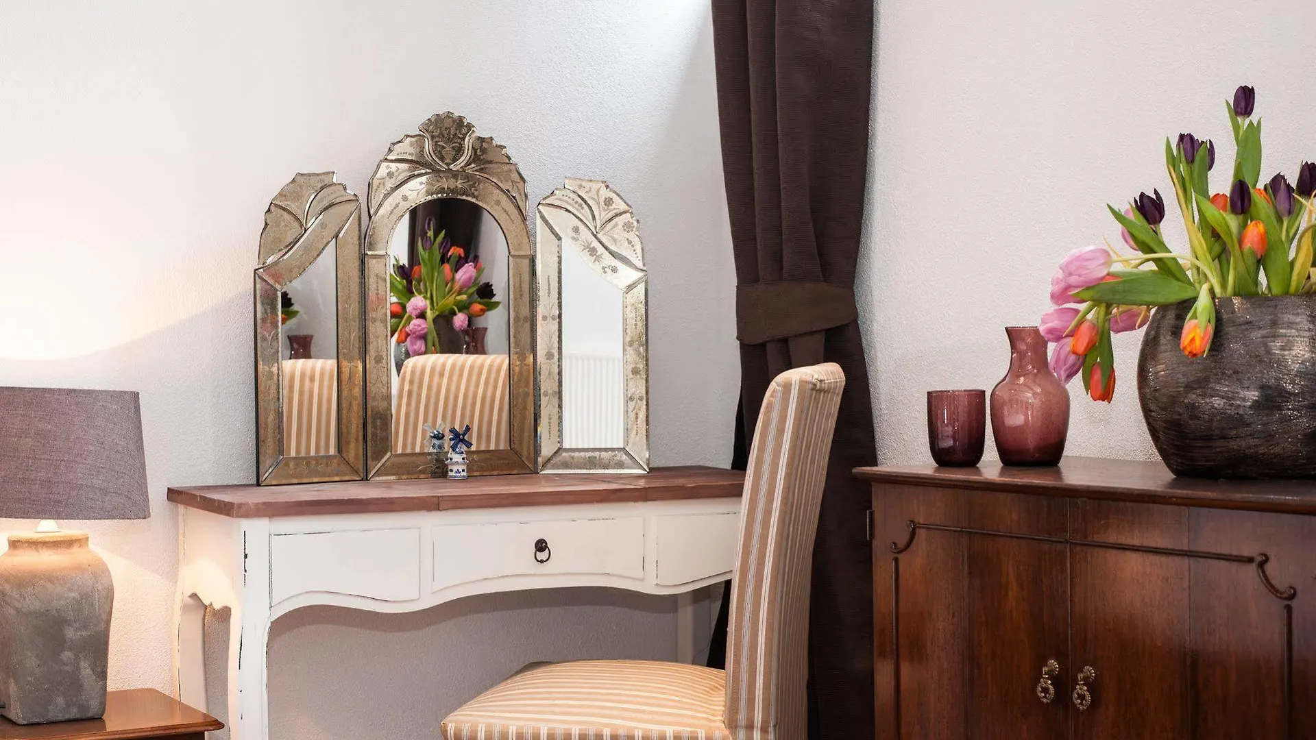 Crown Guesthouse Amsterdam